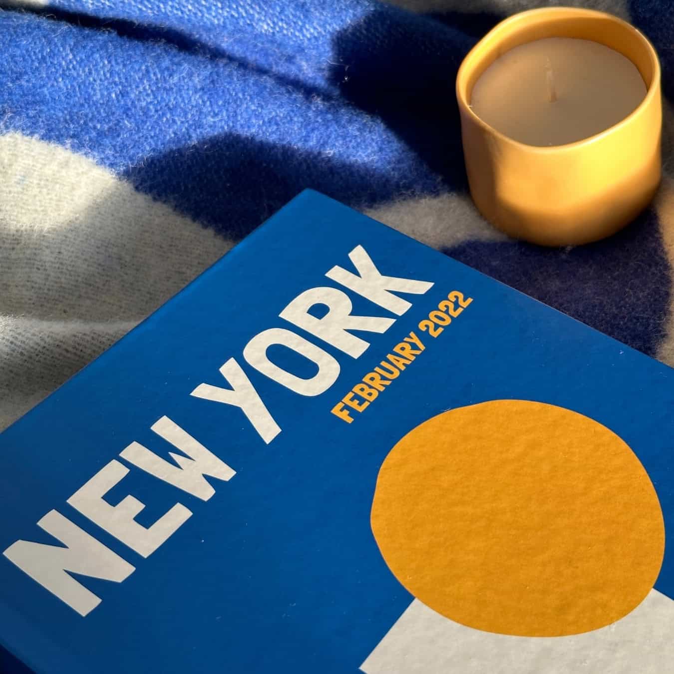 Álbuns Digitais - Nova 72 mockup Álbuns de Fotos personalizados céu azul